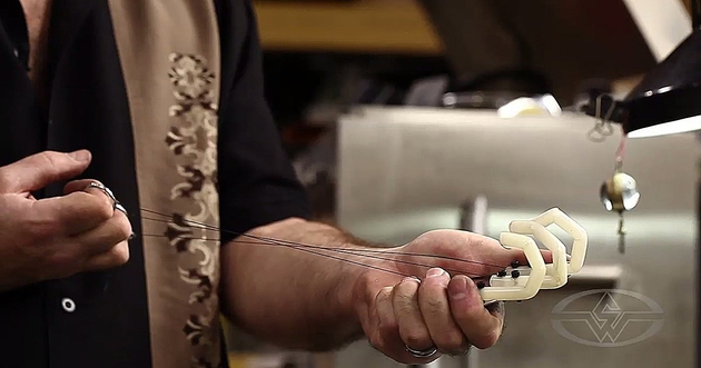 Single Axis Tentacle Hand Mechanisms with Creature FX Mechanic, Richard Landon - MINI LESSON